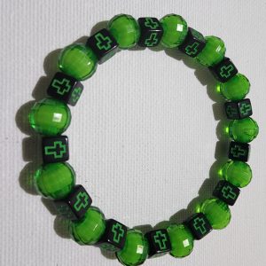 Square Cross Bead Bracelet Green